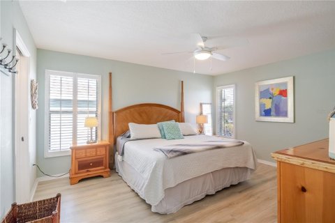 Copropriété à vendre à Indian Rocks Beach, Floride: 2 chambres, 105.44 m2 № 2412567 - photo 16
