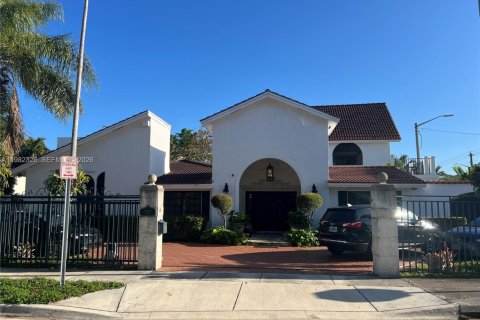 Casa en Miami, Florida 4 dormitorios № 2057871