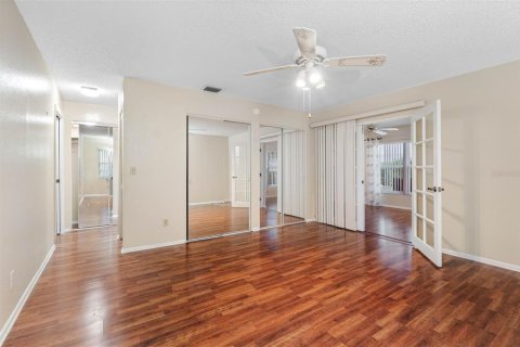 Condo in Seminole, Florida, 2 bedrooms  № 1899506 - photo 14