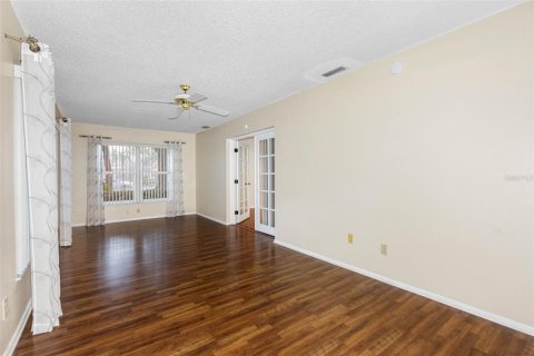 Condo in Seminole, Florida, 2 bedrooms  № 1899506 - photo 8
