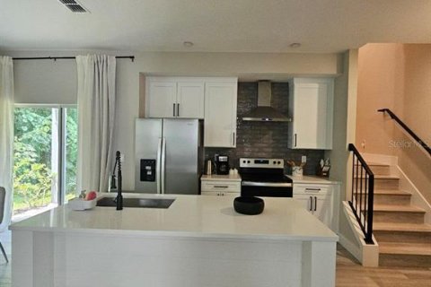 Adosado en alquiler en Orlando, Florida, 3 dormitorios, 167.22 m2 № 1885744 - foto 4