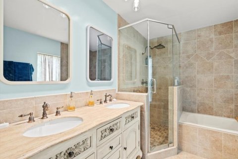 Villa ou maison à vendre à Tampa, Floride: 4 chambres, 181.16 m2 № 1904726 - photo 24