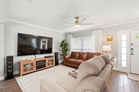 Villa ou maison à vendre à Tampa, Floride: 4 chambres, 181.16 m2 № 1904726 - photo 11