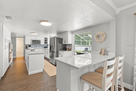 Villa ou maison à vendre à Tampa, Floride: 4 chambres, 181.16 m2 № 1904726 - photo 7