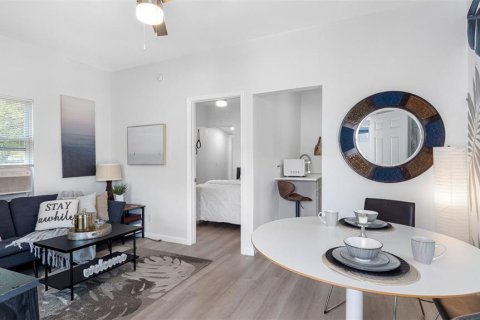 Propiedad comercial en venta en Saint Petersburg, Florida, 4 dormitorios, 183.2 m2 № 1746863 - foto 21
