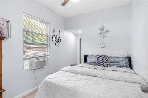 Propiedad comercial en venta en Saint Petersburg, Florida, 4 dormitorios, 183.2 m2 № 1746863 - foto 23