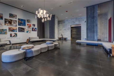 Condo in Miami, Florida  № 2337812 - photo 2