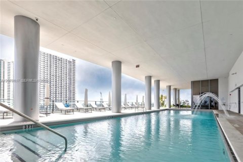 Condo in Miami, Florida  № 2337812 - photo 18