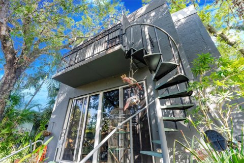 House in Fort Lauderdale, Florida 1 bedroom, 98.94 sq.m. № 1975426 - photo 22