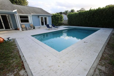 Casa en venta en Miami, Florida, 4 dormitorios, 161.09 m2 № 2382719 - foto 28