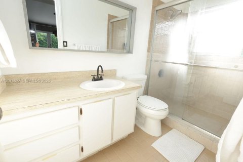 Casa en venta en Miami, Florida, 4 dormitorios, 161.09 m2 № 2382719 - foto 12