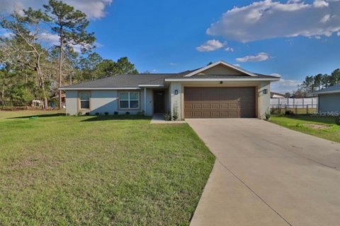 Casa en Ocala, Florida 3 dormitorios, 134.99 m2 № 2106434