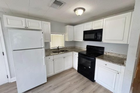 Casa en venta en Fort Meade, Florida, 3 dormitorios, 102.56 m2 № 1536140 - foto 10