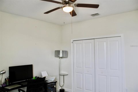 House in Kissimmee, Florida 3 bedrooms, 187.29 sq.m. № 2410675 - photo 18