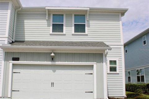 House in Kissimmee, Florida 3 bedrooms, 187.29 sq.m. № 2410675 - photo 2