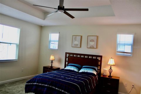 House in Kissimmee, Florida 3 bedrooms, 187.29 sq.m. № 2410675 - photo 22