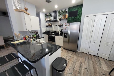 House in Lutz, Florida 3 bedrooms, 142.14 sq.m. № 1850992 - photo 20