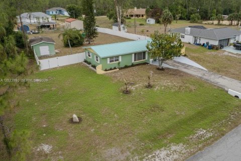 Casa en venta en Lehigh Acres, Florida, 2 dormitorios, 84.73 m2 № 2168413 - foto 3