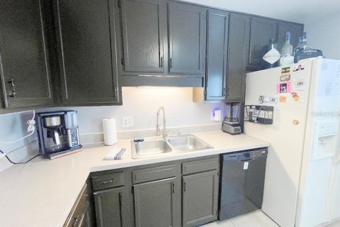 Condo in Longwood, Florida, 2 bedrooms  № 2218926 - photo 12