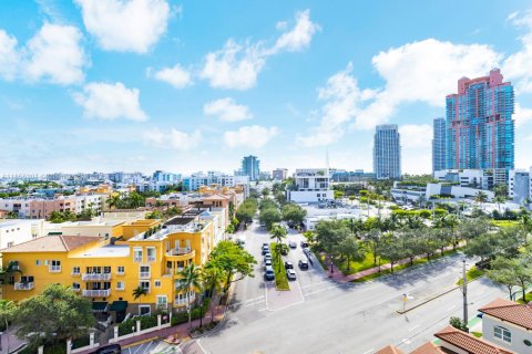 Condominio en venta en Miami Beach, Florida, 1 dormitorio, 68.75 m2 № 1877839 - foto 9