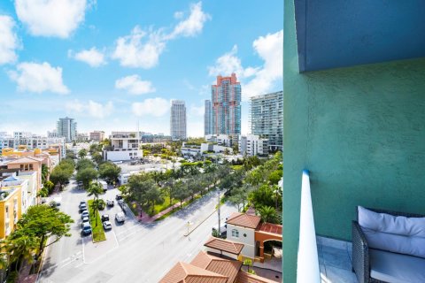 Condominio en venta en Miami Beach, Florida, 1 dormitorio, 68.75 m2 № 1877839 - foto 12