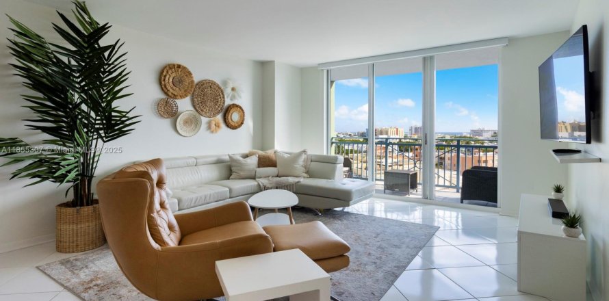Condominio en Miami Beach, Florida, 1 dormitorio  № 1877839