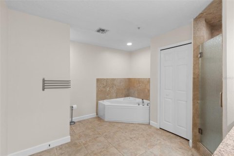 Condominio en venta en Orlando, Florida, 3 dormitorios, 186.73 m2 № 2157356 - foto 24
