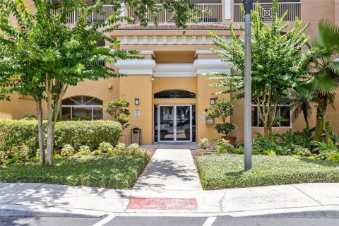 Condominio en venta en Orlando, Florida, 3 dormitorios, 186.73 m2 № 2157356 - foto 5