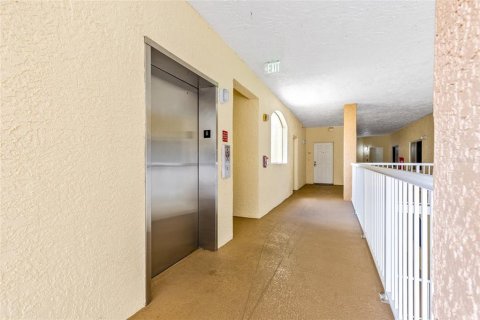 Condominio en venta en Orlando, Florida, 3 dormitorios, 186.73 m2 № 2157356 - foto 30