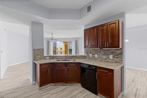 Condominio en venta en Orlando, Florida, 3 dormitorios, 186.73 m2 № 2157356 - foto 3