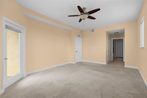 Condominio en venta en Orlando, Florida, 3 dormitorios, 186.73 m2 № 2157356 - foto 19