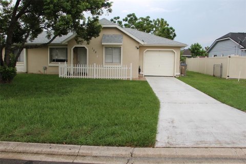 Villa ou maison à Kissimmee, Floride 3 chambres, 105.17 m2 № 2273305