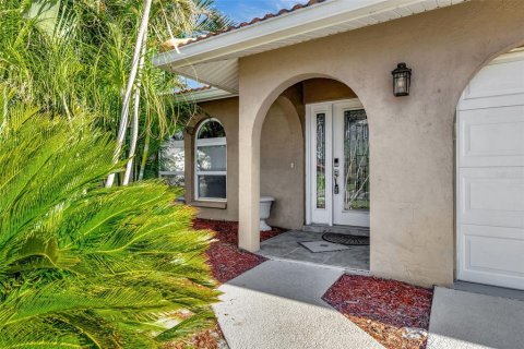 House in Sarasota, Florida 4 bedrooms, 196.02 sq.m. № 1559095 - photo 6