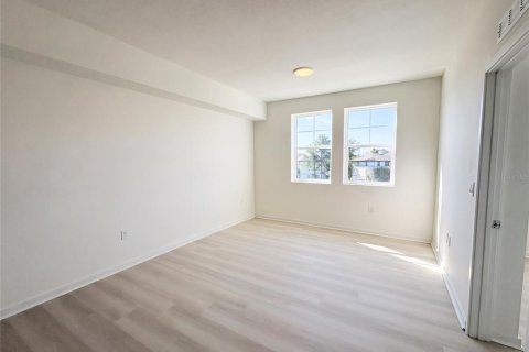 Copropriété à louer à Orlando, Floride: 1 chambre, 69.68 m2 № 2434487 - photo 2
