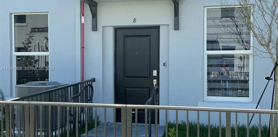 Touwnhouse à Homestead, Floride 3 chambres № 2051525