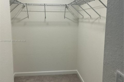 Touwnhouse à louer à Homestead, Floride: 3 chambres № 2051525 - photo 6