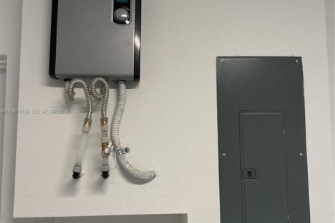 Touwnhouse à louer à Homestead, Floride: 3 chambres № 2051525 - photo 7