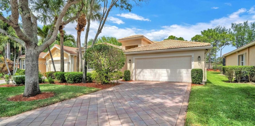 House in Boynton Beach, Florida 3 bedrooms, 150.04 sq.m. № 1607506