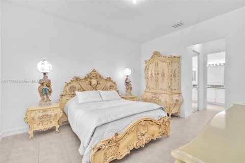 House in Boynton Beach, Florida 3 bedrooms, 150.04 sq.m. № 1607506 - photo 18
