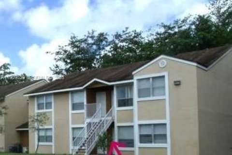 Condominio en alquiler en Miramar, Florida, 2 dormitorios, 100.71 m2 № 2030583 - foto 16