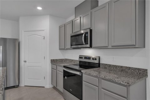 Casa en alquiler en Lakeland, Florida, 5 dormitorios, 248.42 m2 № 1842145 - foto 6