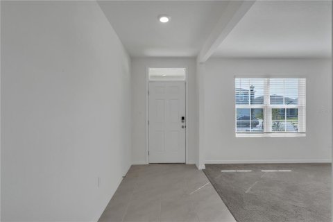 Casa en alquiler en Lakeland, Florida, 5 dormitorios, 248.42 m2 № 1842145 - foto 2