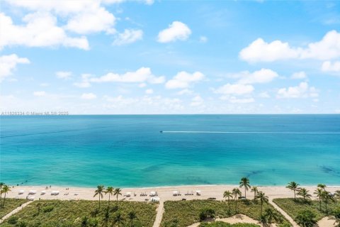 Condo in Bal Harbour, Florida, 3 bedrooms  № 1798719 - photo 28