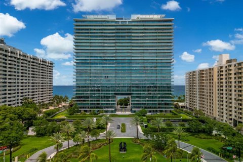 Condo in Bal Harbour, Florida, 3 bedrooms  № 1798719 - photo 2