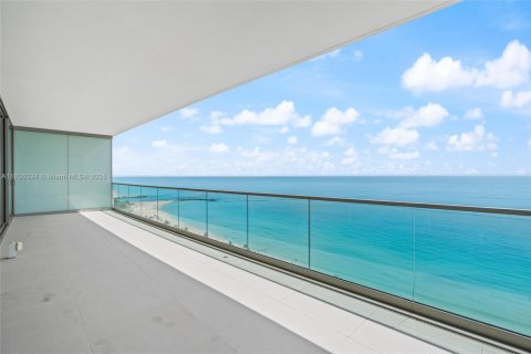 Condo in Bal Harbour, Florida, 3 bedrooms  № 1798719 - photo 29