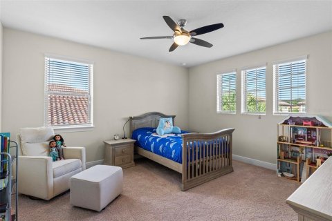 House in Orlando, Florida 5 bedrooms, 505.11 sq.m. № 1681716 - photo 23