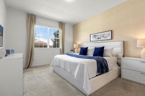 Casa en venta en Davenport, Florida, 12 dormitorios, 454.01 m2 № 1530546 - foto 11