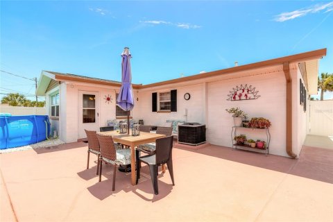 House in Ormond Beach, Florida 3 bedrooms, 149.67 sq.m. № 1840378 - photo 28