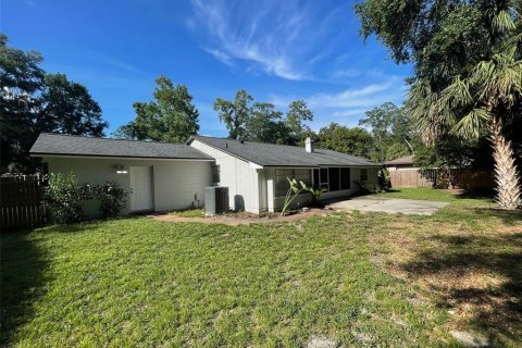 House in Gainesville, Florida 3 bedrooms, 155.52 sq.m. № 1829856 - photo 7