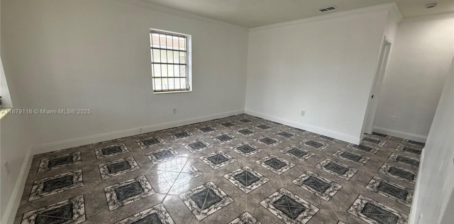 Villa ou maison à Miami, Floride 2 chambres, 181.44 m2 № 1921386